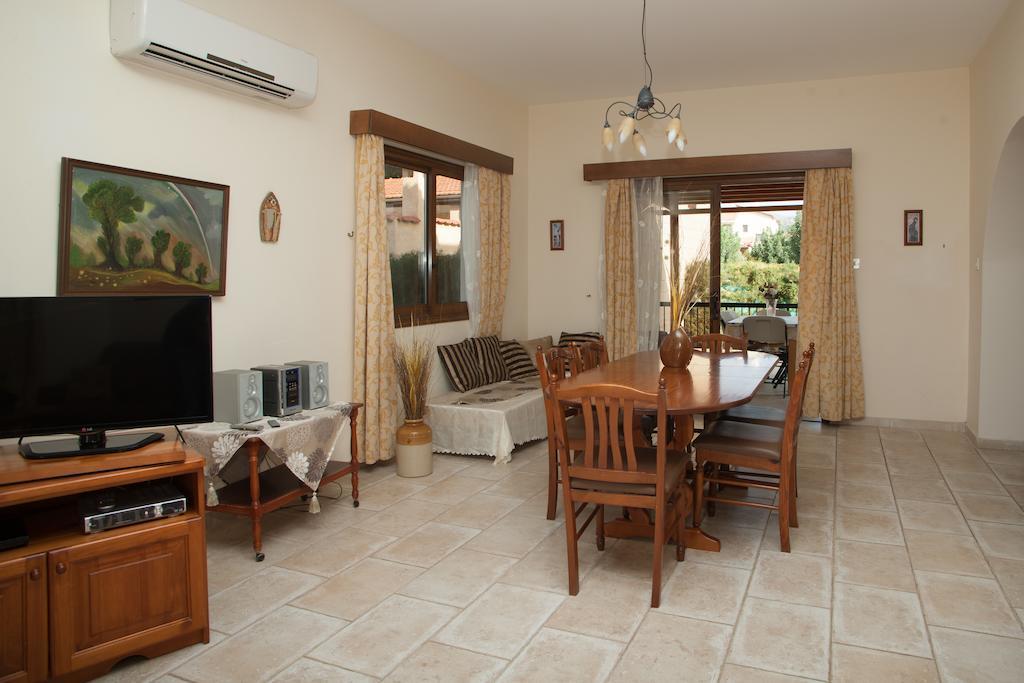 Villa Natasha Coral Bay Værelse billede